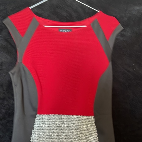 🌺Mini Dress - Picture 2 of 4